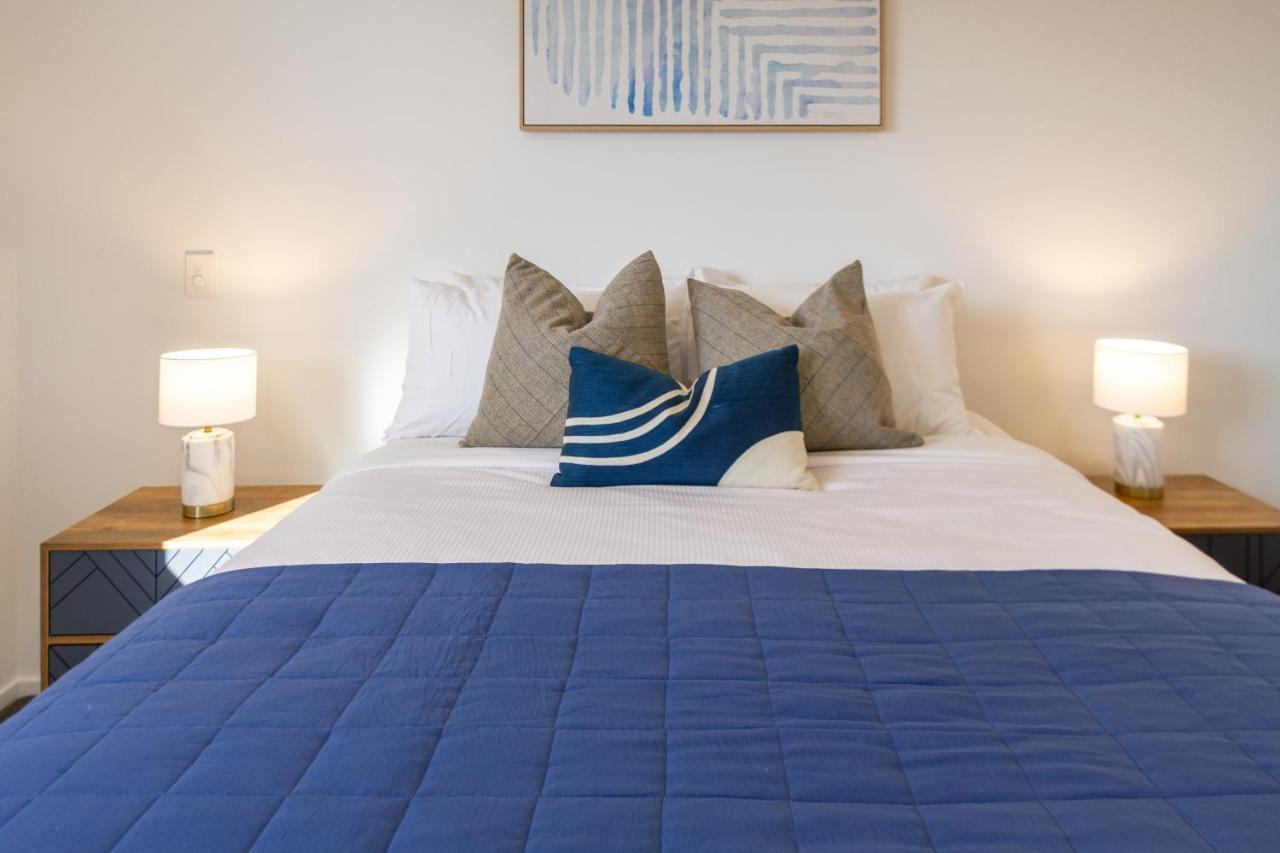 Central City Awaits 2 Bed 2 Bath With Carpark Christchurch Kültér fotó