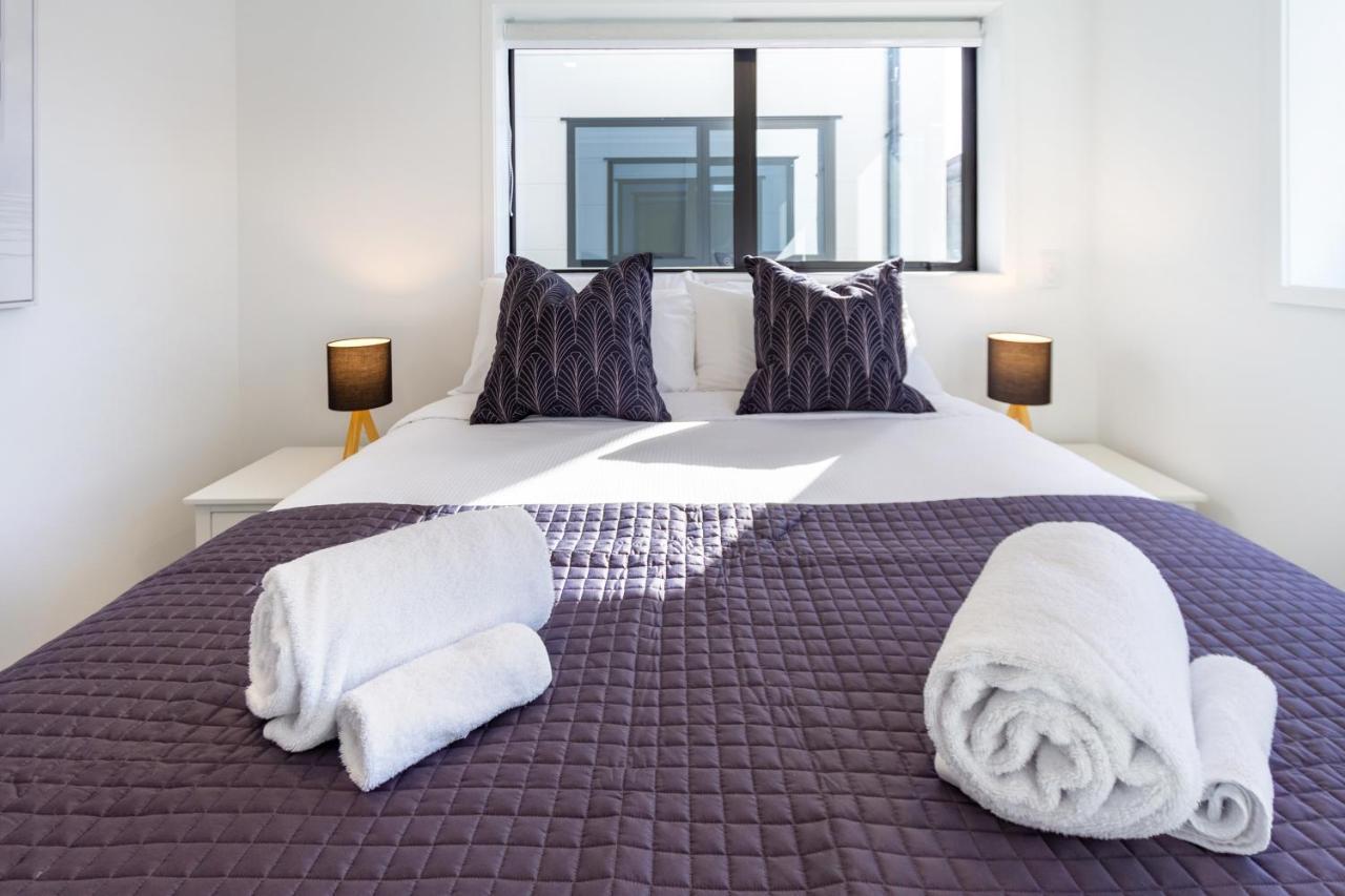 Central City Awaits 2 Bed 2 Bath With Carpark Christchurch Kültér fotó