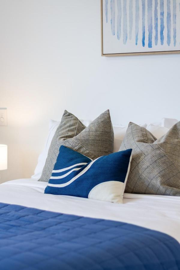 Central City Awaits 2 Bed 2 Bath With Carpark Christchurch Kültér fotó